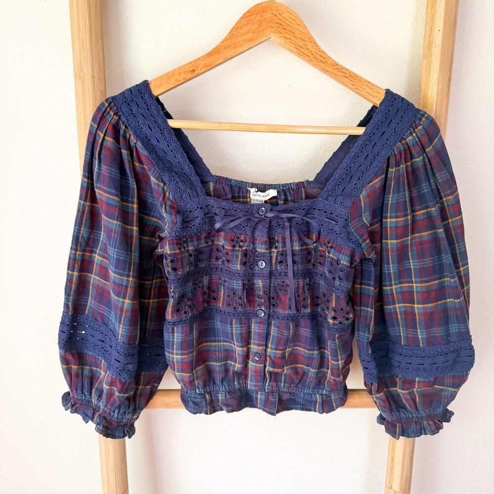 NWT American Eagle Navy Plaid Lace Trim Puff Sleeve Peasant Top XS Cottagecore - Picture 3 of 8